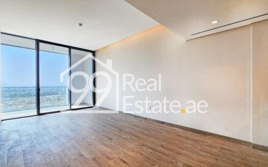 Brand New | Fitted Kitchen | Large Layout