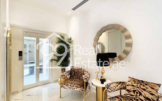 EXCLUSIVE | Vacant | Upgraded | Extended Plot