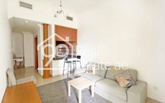 Vacant | Huge Balcony | Close to Metro Station