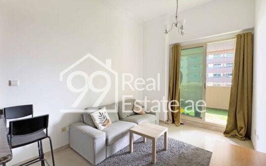 Vacant | Huge Balcony | Close to Metro Station